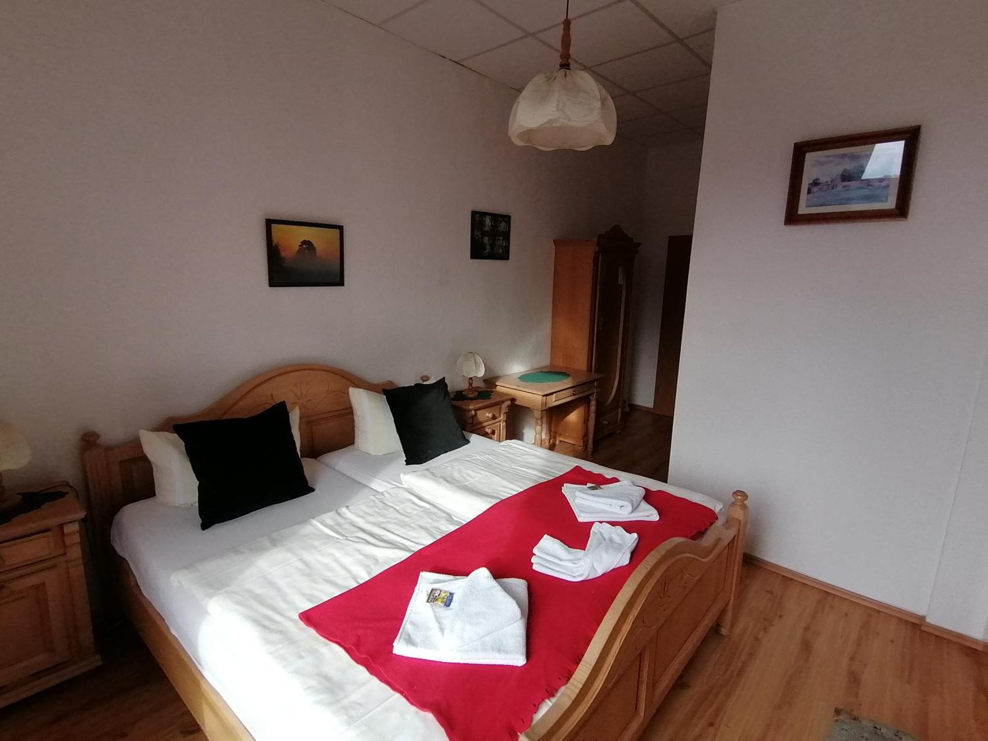Landhotel Storchenkrug Ruhstadt Luaran gambar